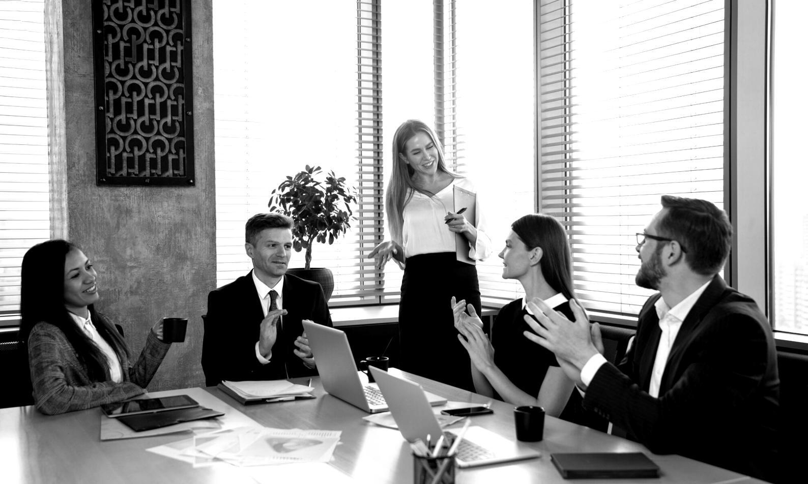 Finanzielle Dashboards und Visualisierungen